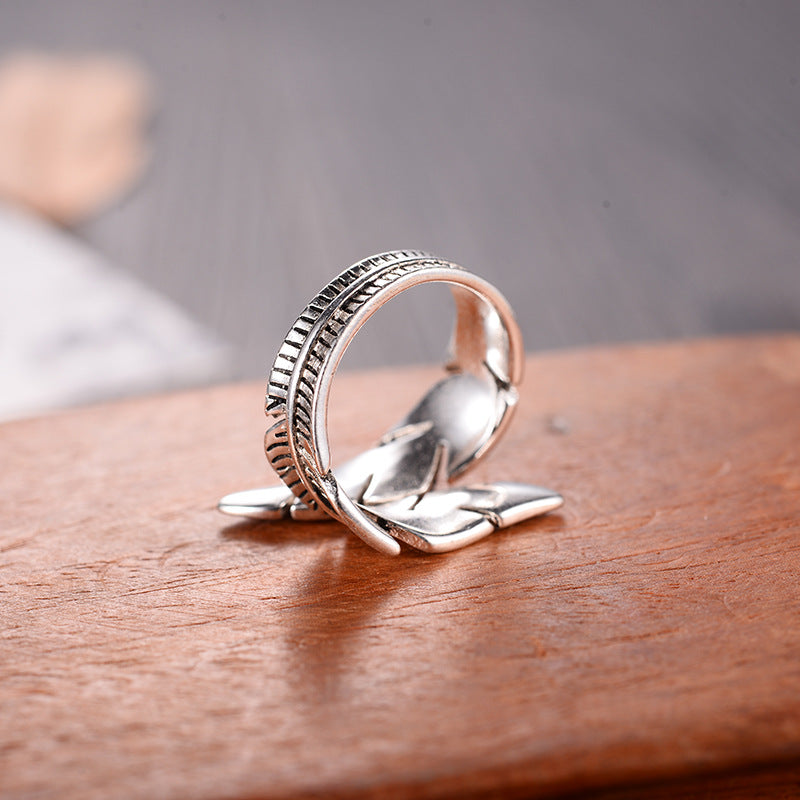 Creative leaf ring