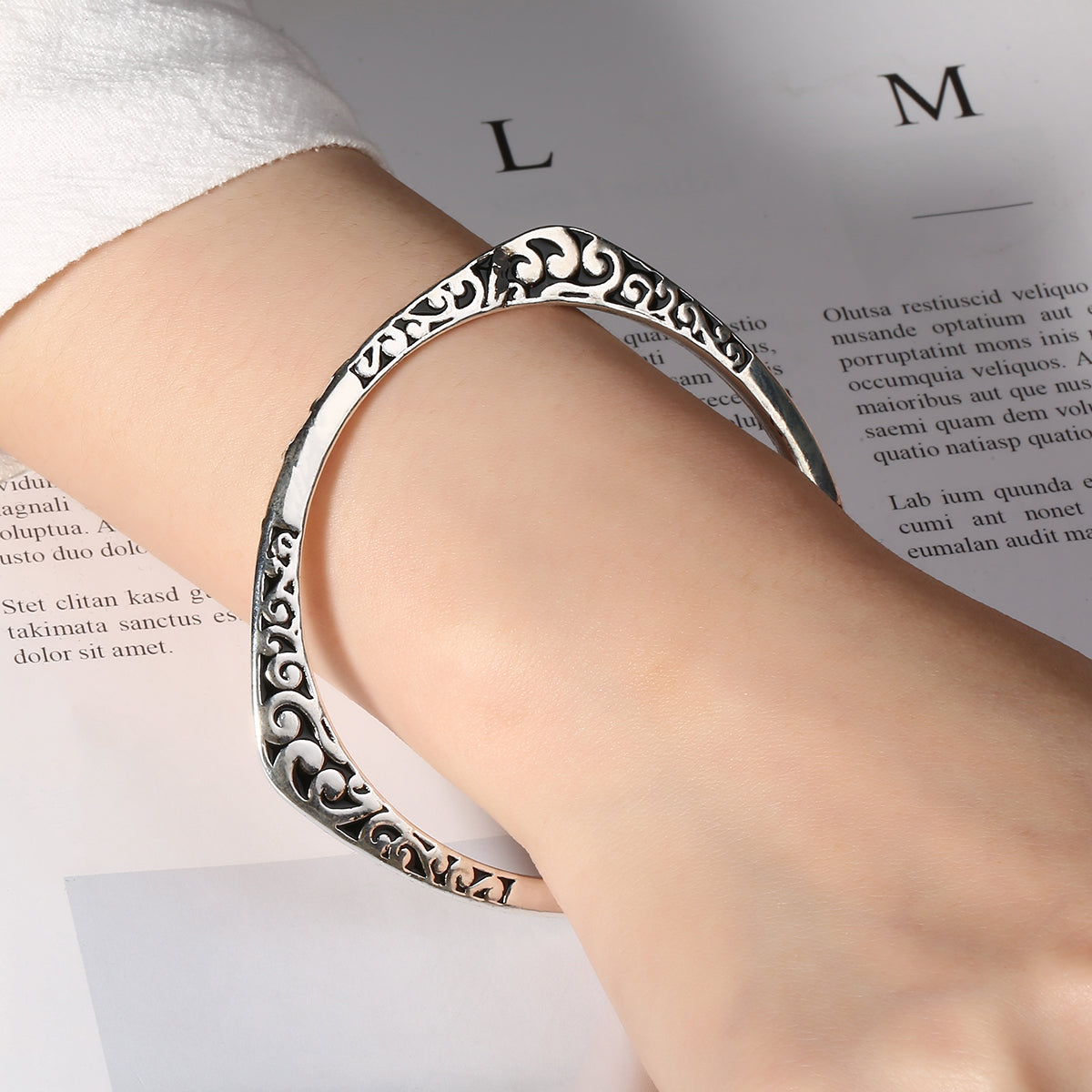 Silver bangle bracelet