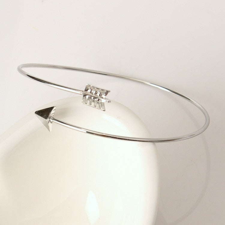 Simple Arrow Bangle