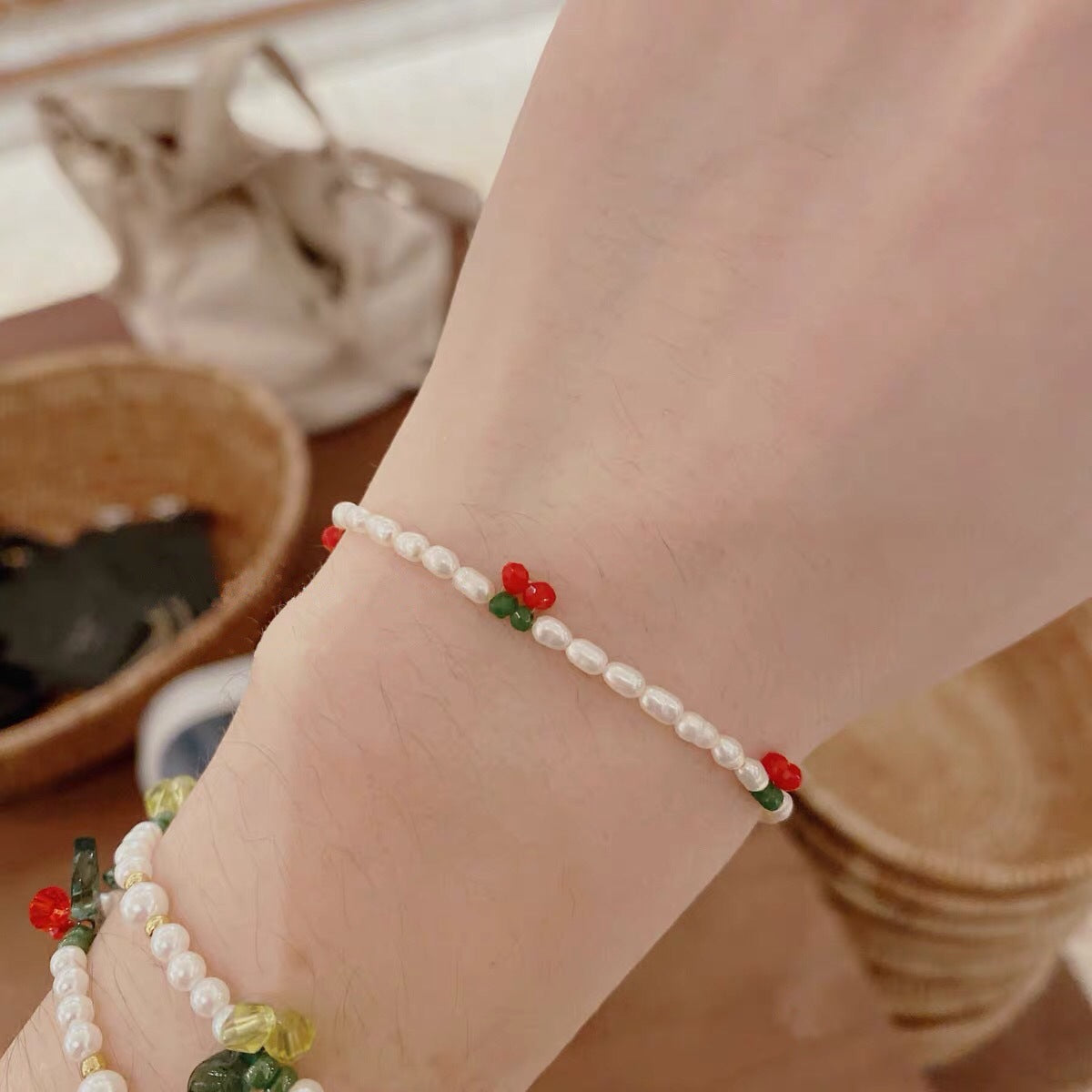 Women's Natural Freshwater Pearl Bracelet