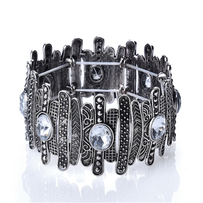 Retro alloy bracelet