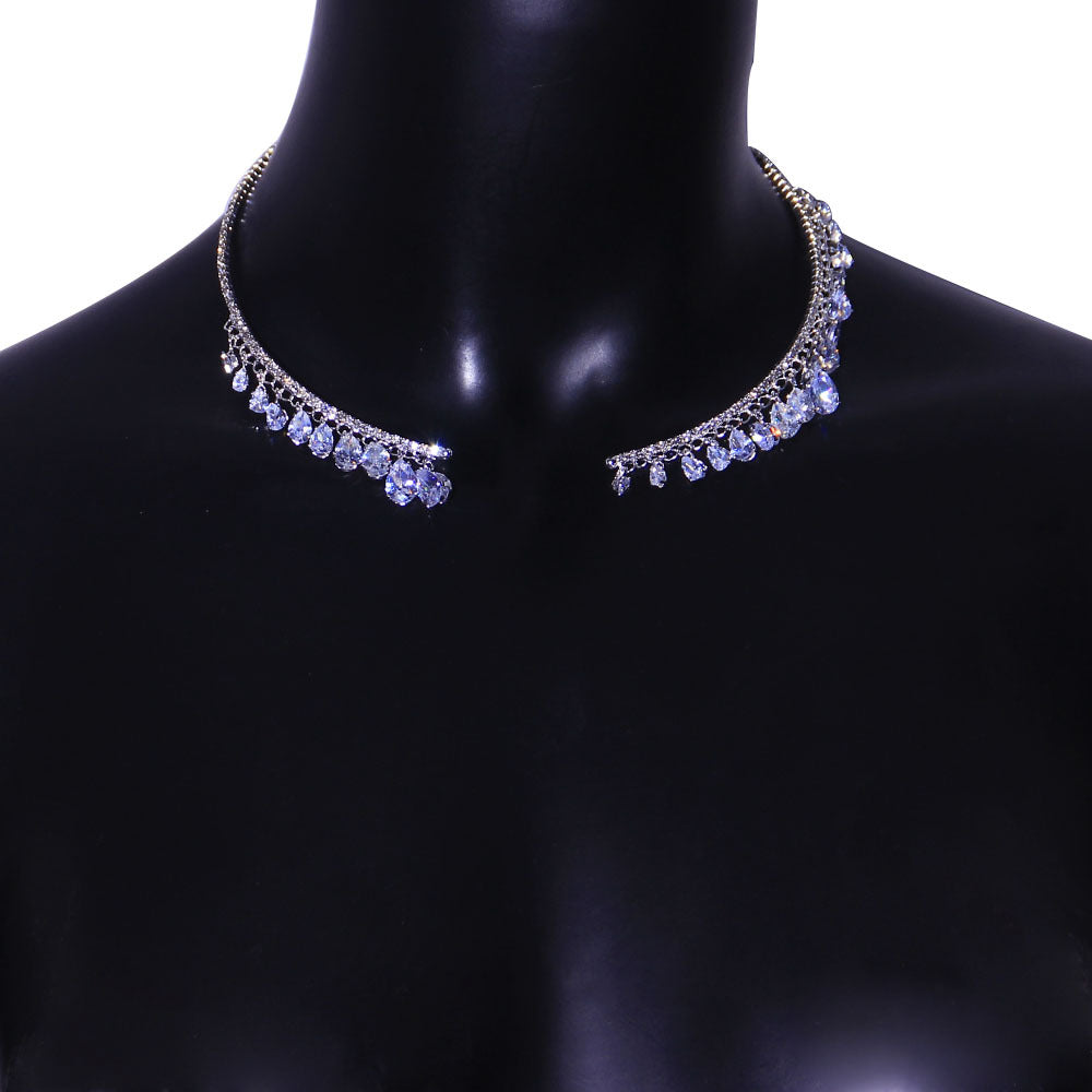 Niche Design Diamond Necklace