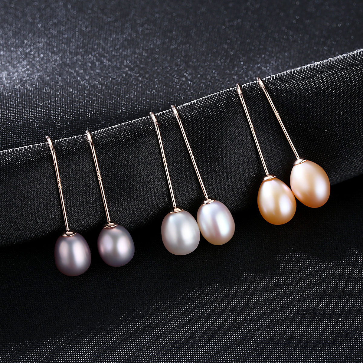 Vintage fashion pearl earrings