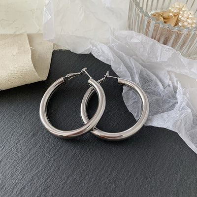 Ring hoop earrings