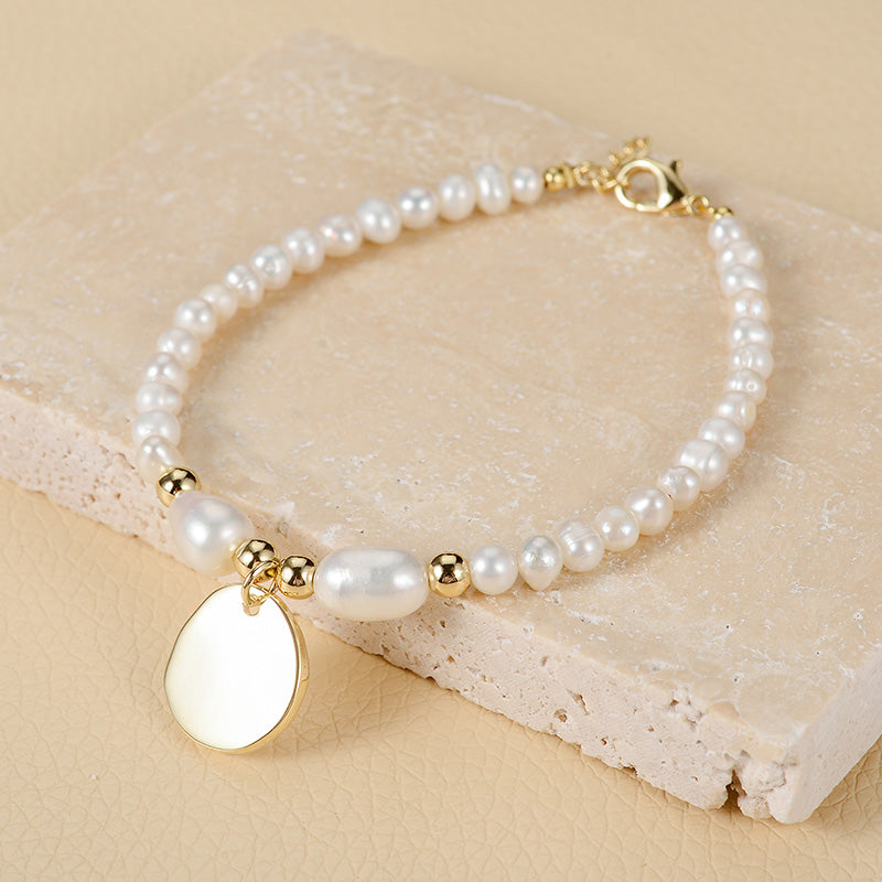 European And American Vintage Classic Metal Pearl Bracelet