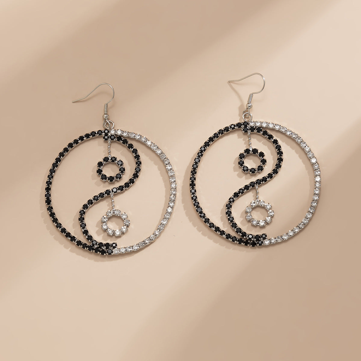 Fashion Simple Pattern Diamond Earrings