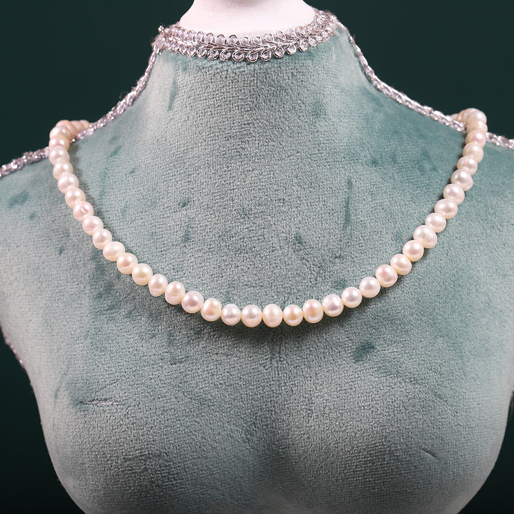 Natural pearl necklace