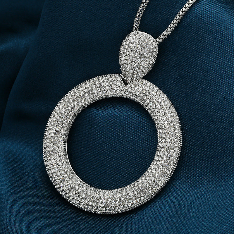 Diamond circle necklace