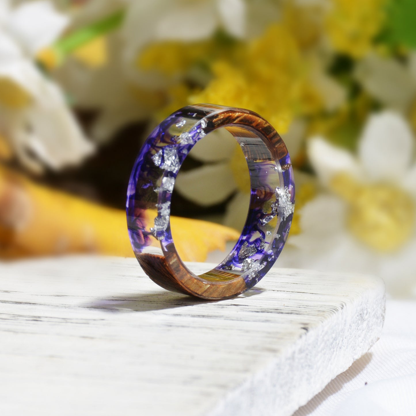 The New Wood Resin Ring, The Forest Is Small And