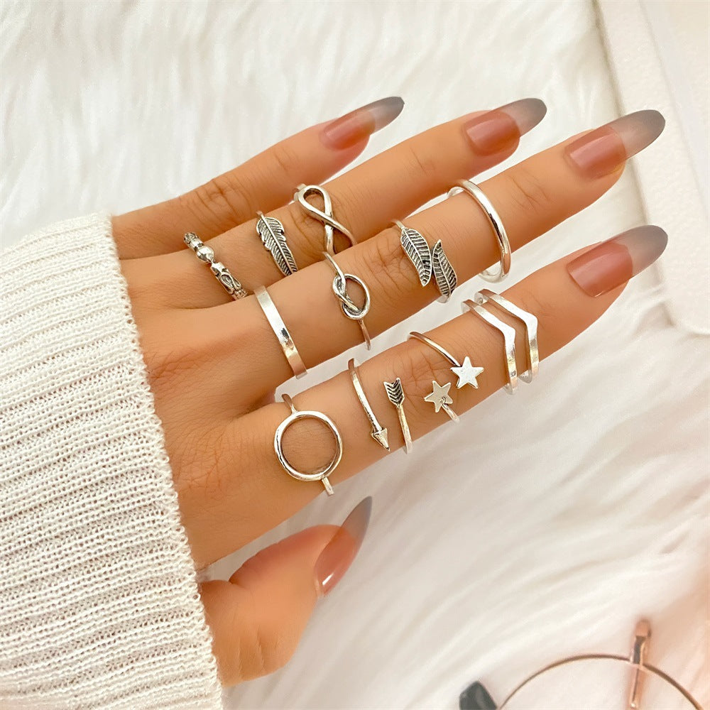 Distressed Cutout Ring Set Fashion Joints