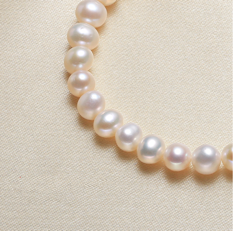 Freshwater White Pearl Bracelet Simple And Elegant