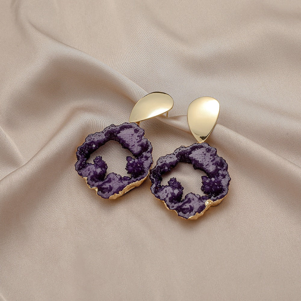 Fashionable Resin Irregular Shaped Amethyst Rough Stone Earrings