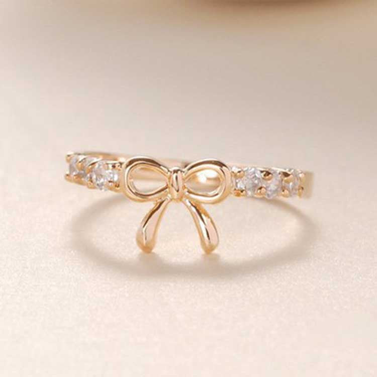 Simple Diamond Bow Ring Ring