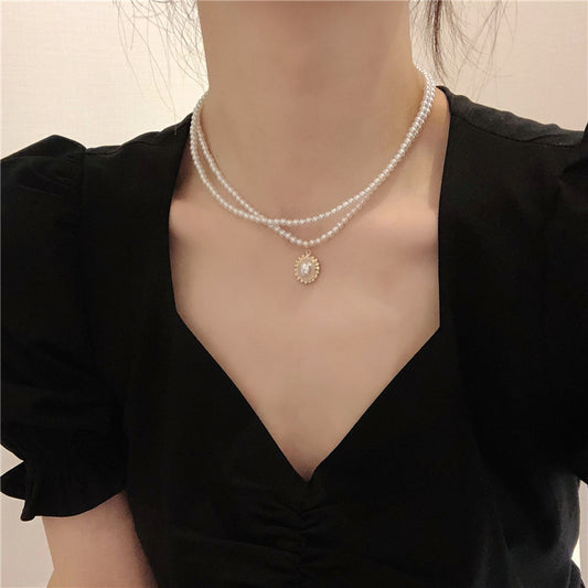 Double pearl necklace