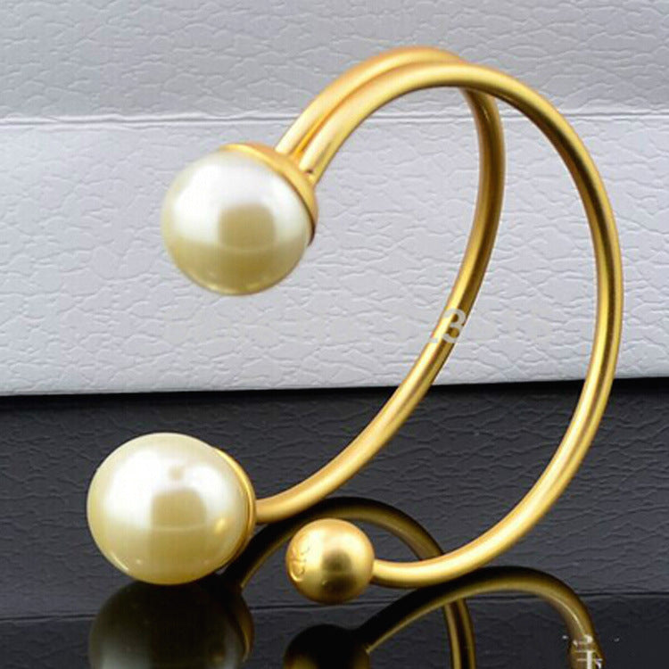 Catwalk Pearl  Bracelet Big Pearl Bracelet