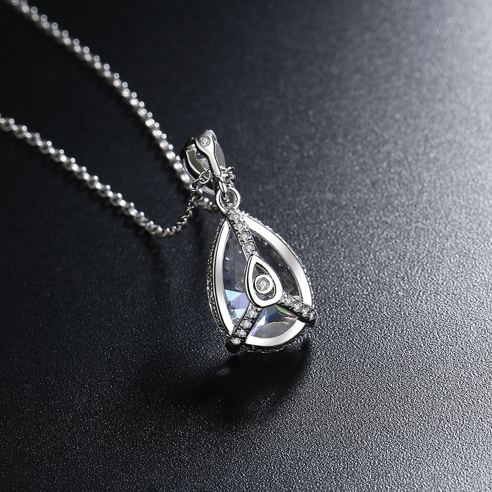 Simple Fashion Cat Eye Diamond Water Drop Necklace