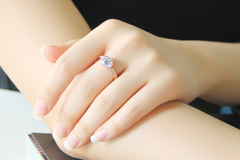 Crystal zircon ring