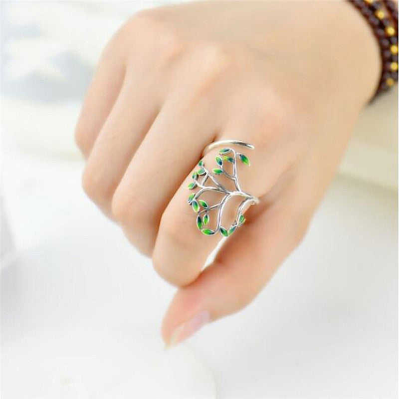 Green leaf branch ring