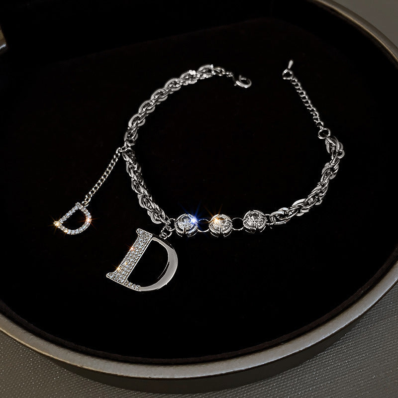 Diamond Letter D Fringe Chain Bracelet Fashion Design