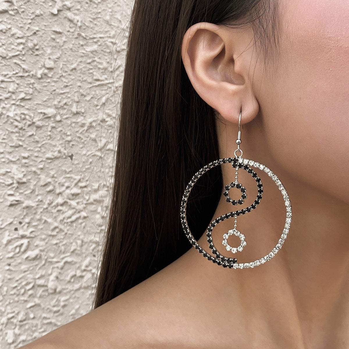 Fashion Simple Pattern Diamond Earrings