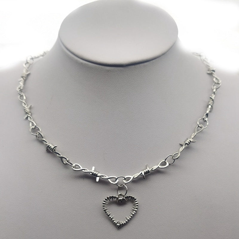 Wire Thorn Thorn Necklace Gothic Heart