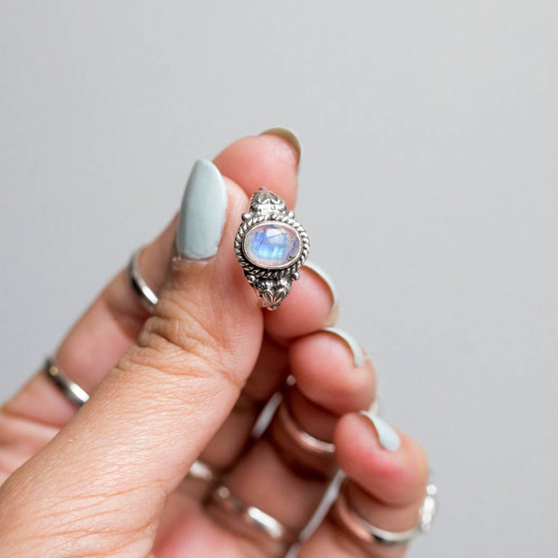 Fashion Simple Rose Moonstone Thai Silver Ring