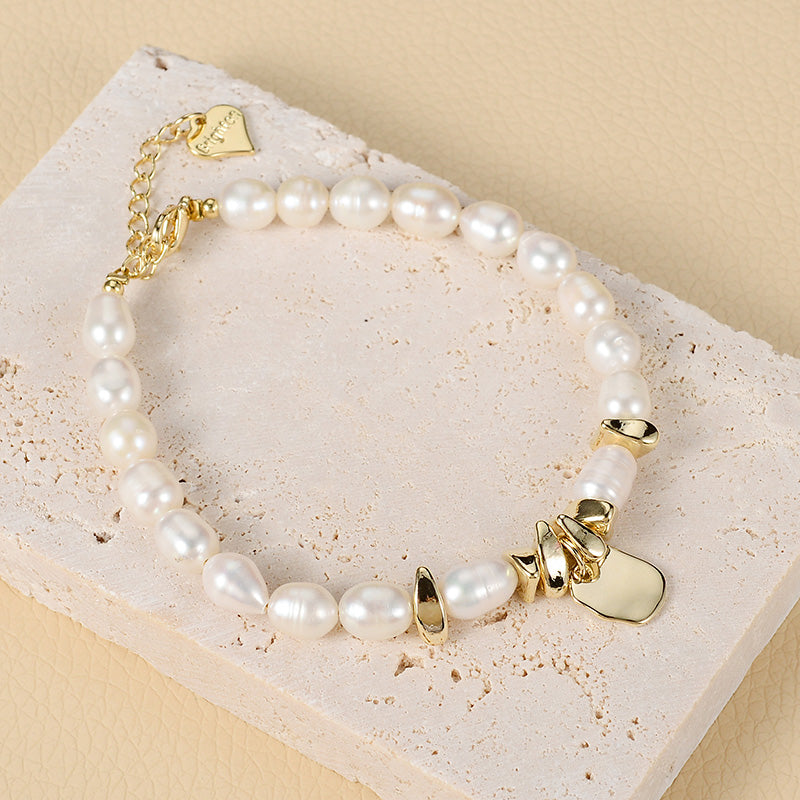 European And American Vintage Classic Metal Pearl Bracelet