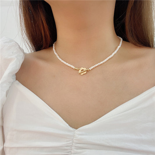 Women's Natural Freshwater Pearl Geometric Necklace